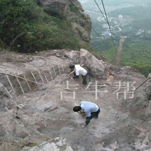 安徽某風景區纜車棧道修建
